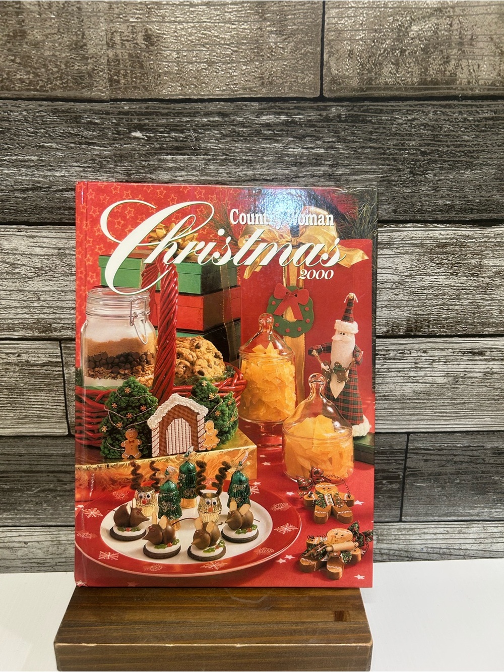 Vintage Country Woman Christmas 2000 Hardcover Cookbook Crafting